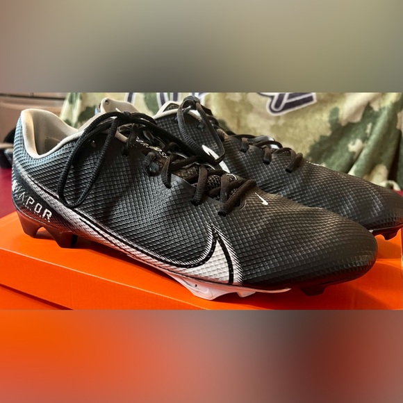 Nike Vapor Edge Speed 360 football spikes - Picture 10 of 13